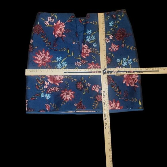 Ann Taylor Loft Faux Wrap Floral Tapestry Skirt Size 8 - Picture 4 of 4